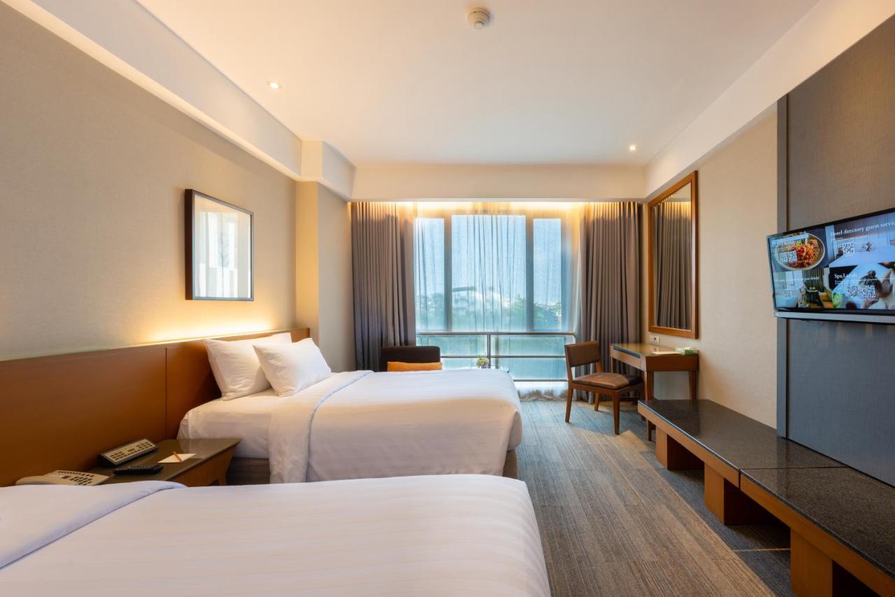 Grand Richmond Stylish Convention Hotel Nonthaburi Exterior foto